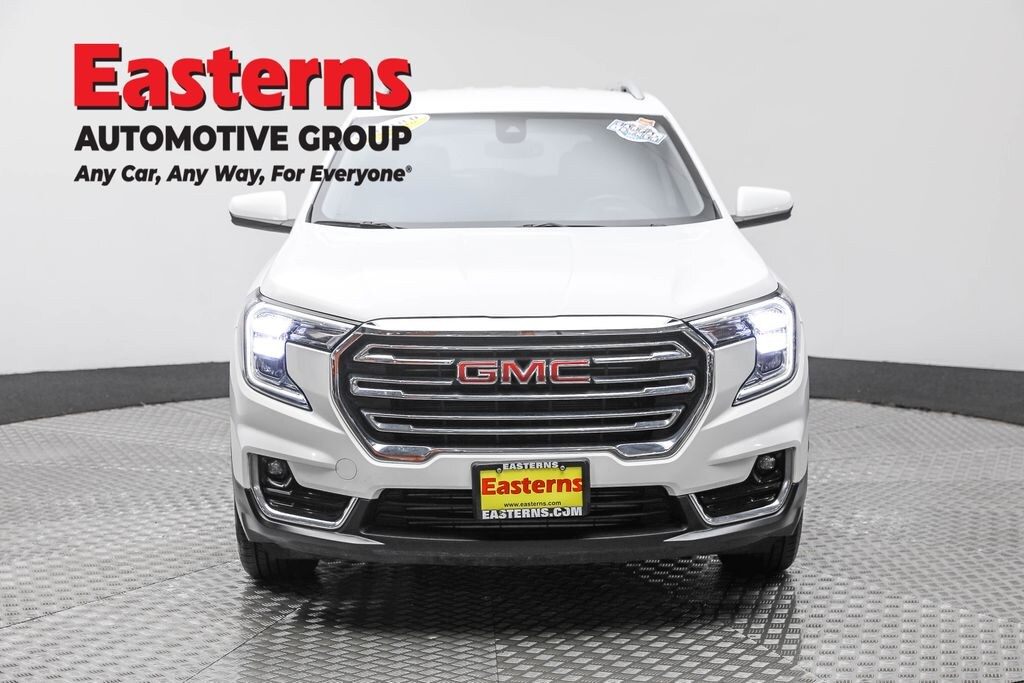 Used 2023 GMC Terrain SLT SUV