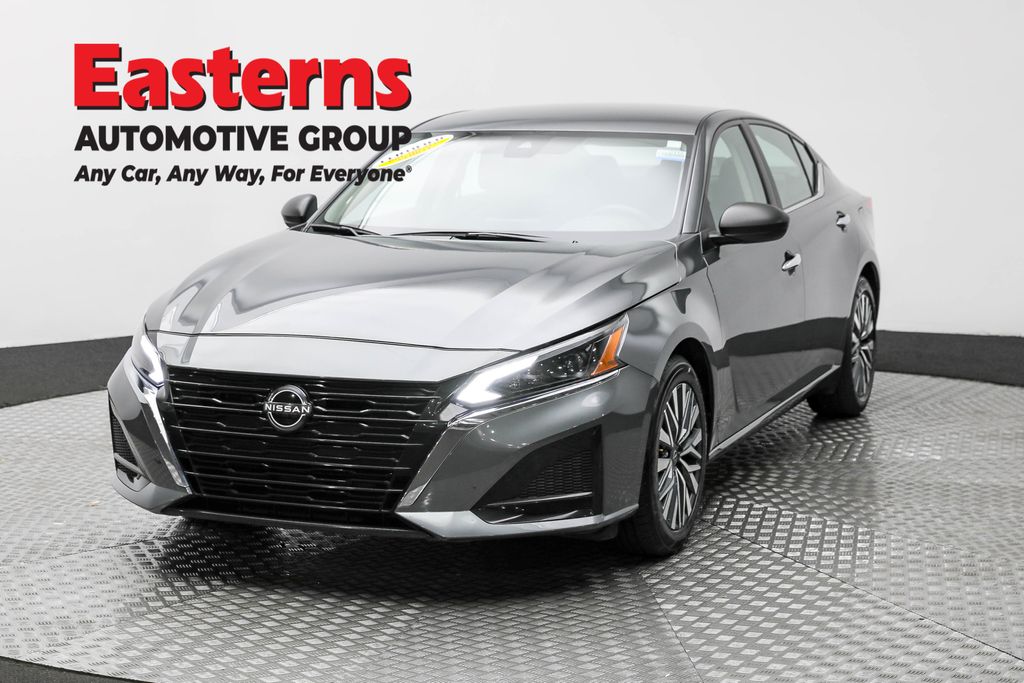 2024 Nissan Altima SV