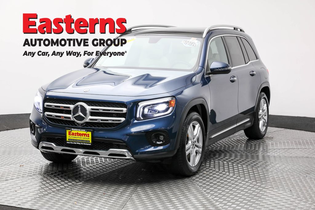 2021 Mercedes-Benz GLB Base's photo