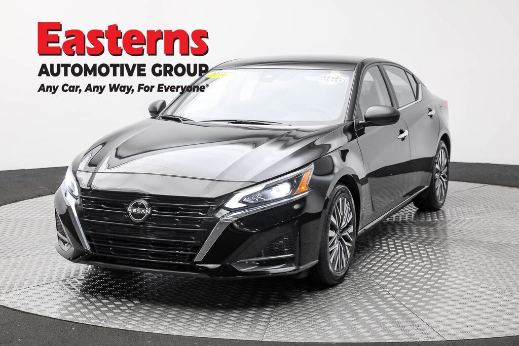 Used 2024 Nissan Altima 2.5 SV Sedan