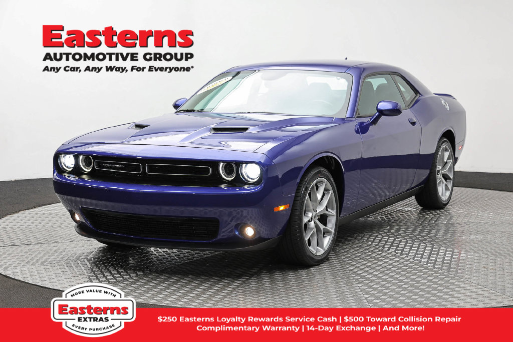2022 Dodge Challenger SXT