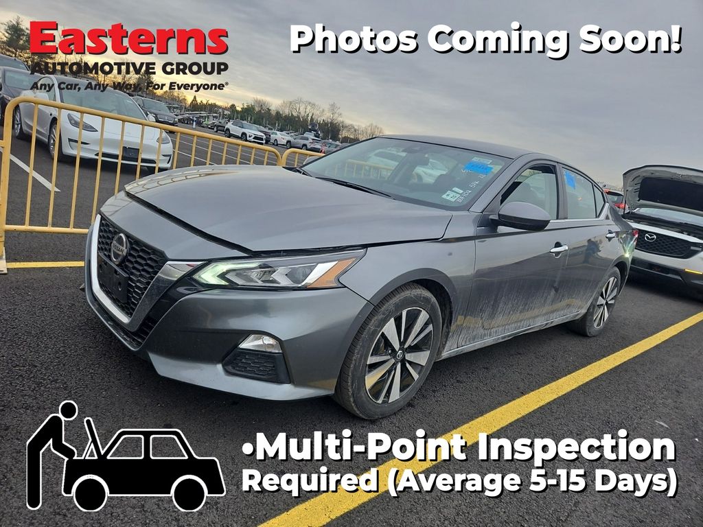 2022 Nissan Altima SV