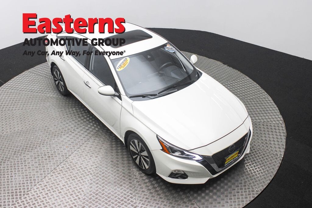 Used 2022 Nissan Altima 2.5 SL Sedan