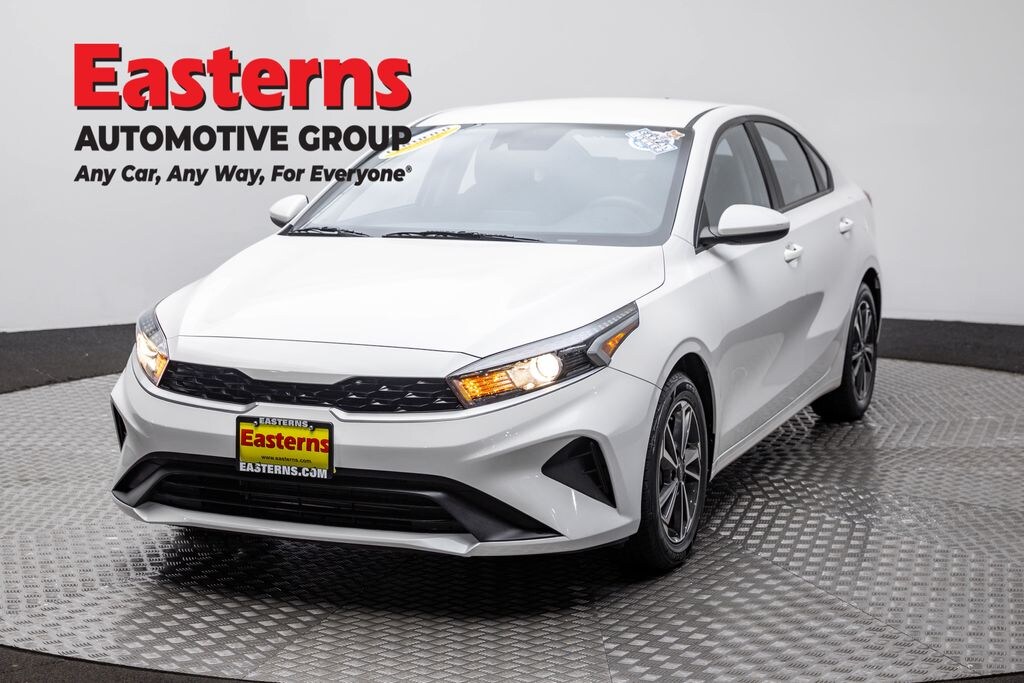 Used 2023 Kia Forte LXS Sedan