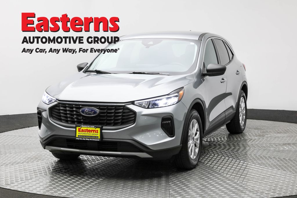 2024 Ford Escape Active's photo