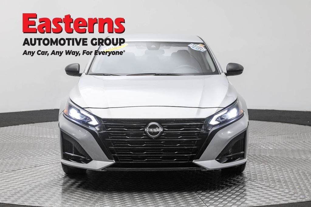 Used 2024 Nissan Altima 2.5 SV Sedan