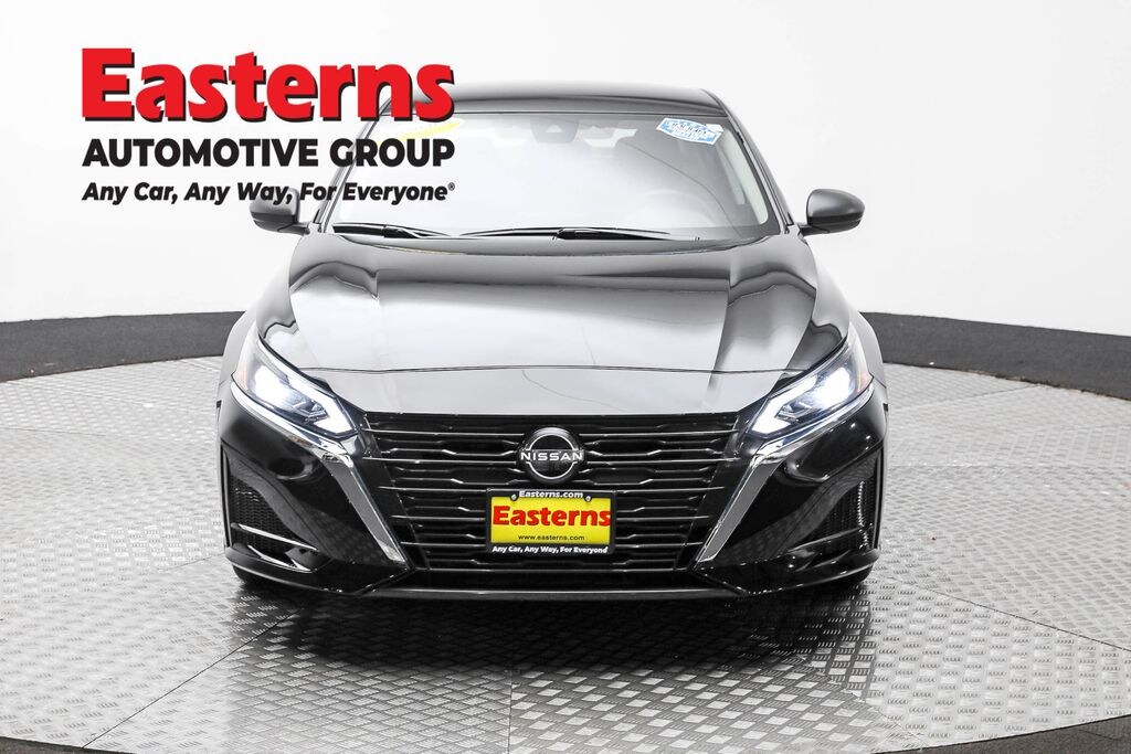 Used 2024 Nissan Altima 2.5 SV Sedan