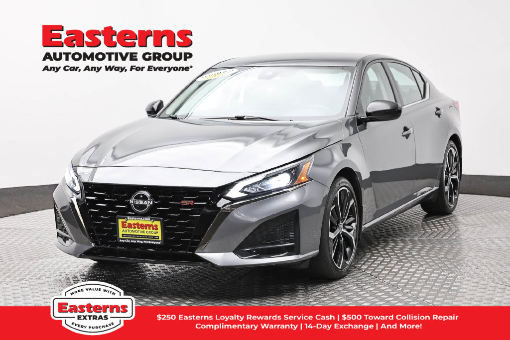 2023 Nissan Altima SR