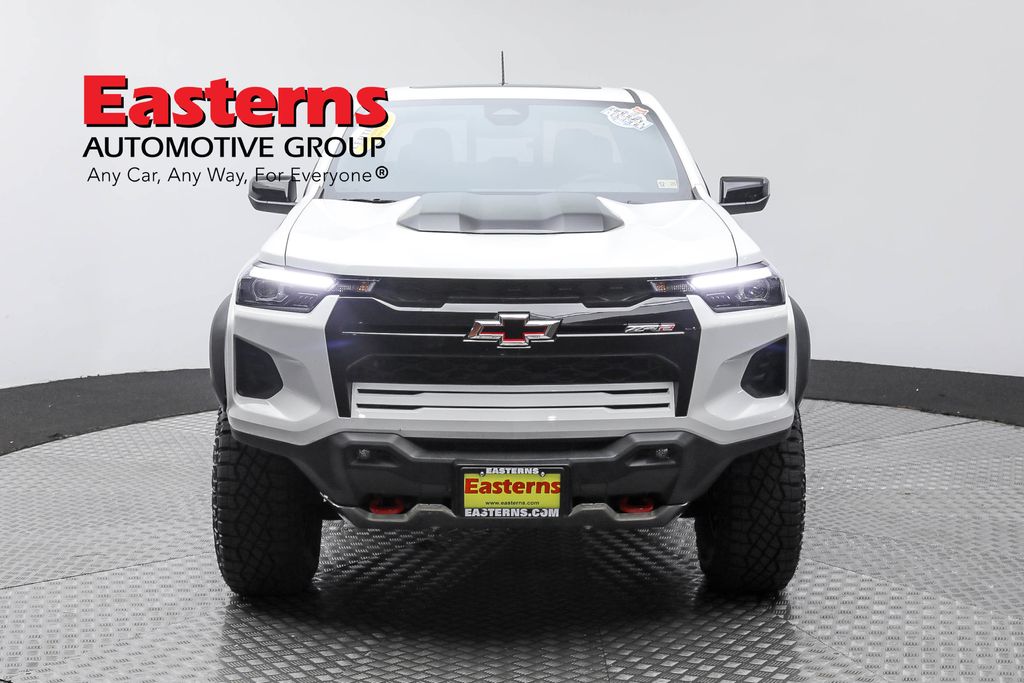 2024 Chevrolet Colorado ZR2 photo 2