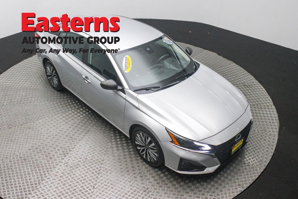 Used 2024 Nissan Altima 2.5 SV Sedan