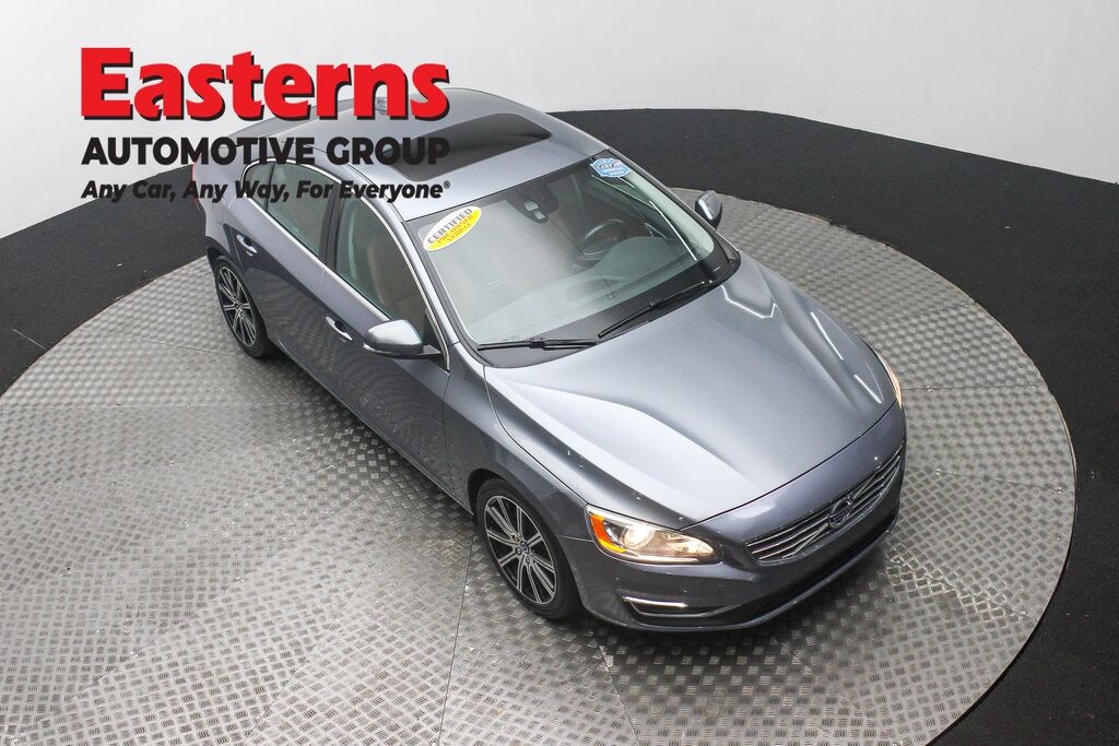 Used 2017 Volvo S60 Inscription T5 Sedan