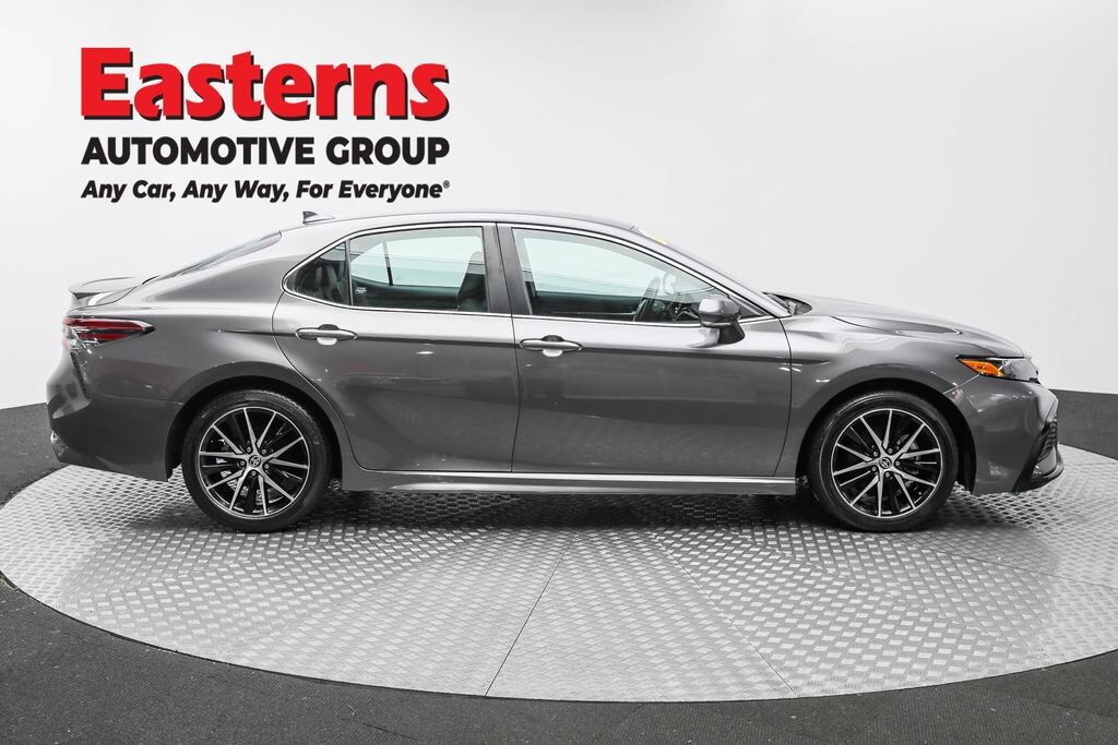 Used 2023 Toyota Camry SE Sedan
