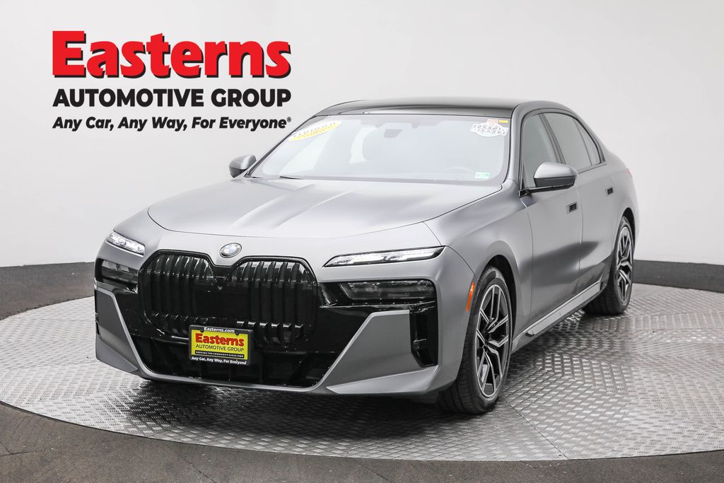 2023 BMW 7 Series 740i's photo