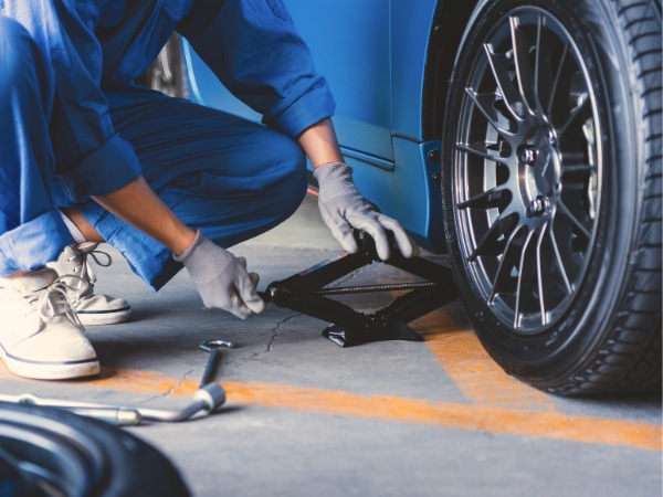 D-Patrick Auto and Tire Center offers pick-up and delivery