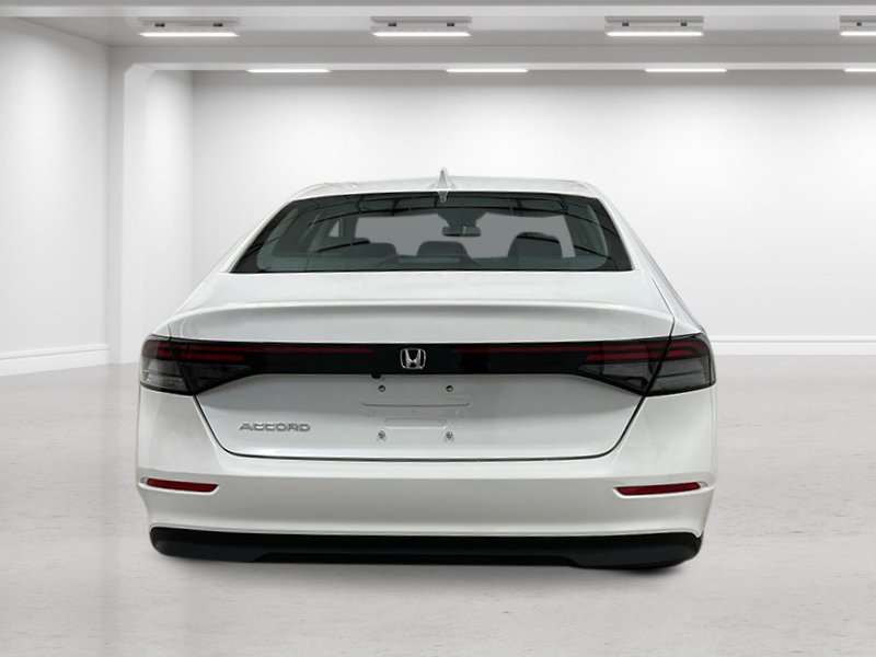 2025 Honda Accord LX photo 4