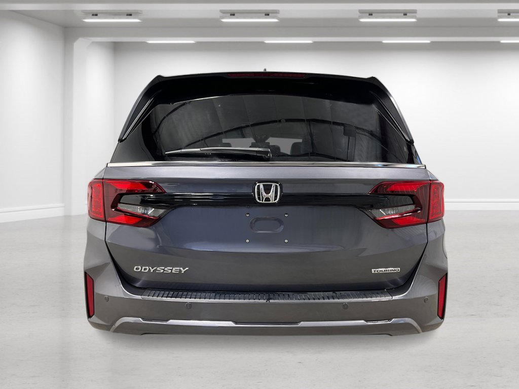 2026 Honda Odyssey Touring photo 4