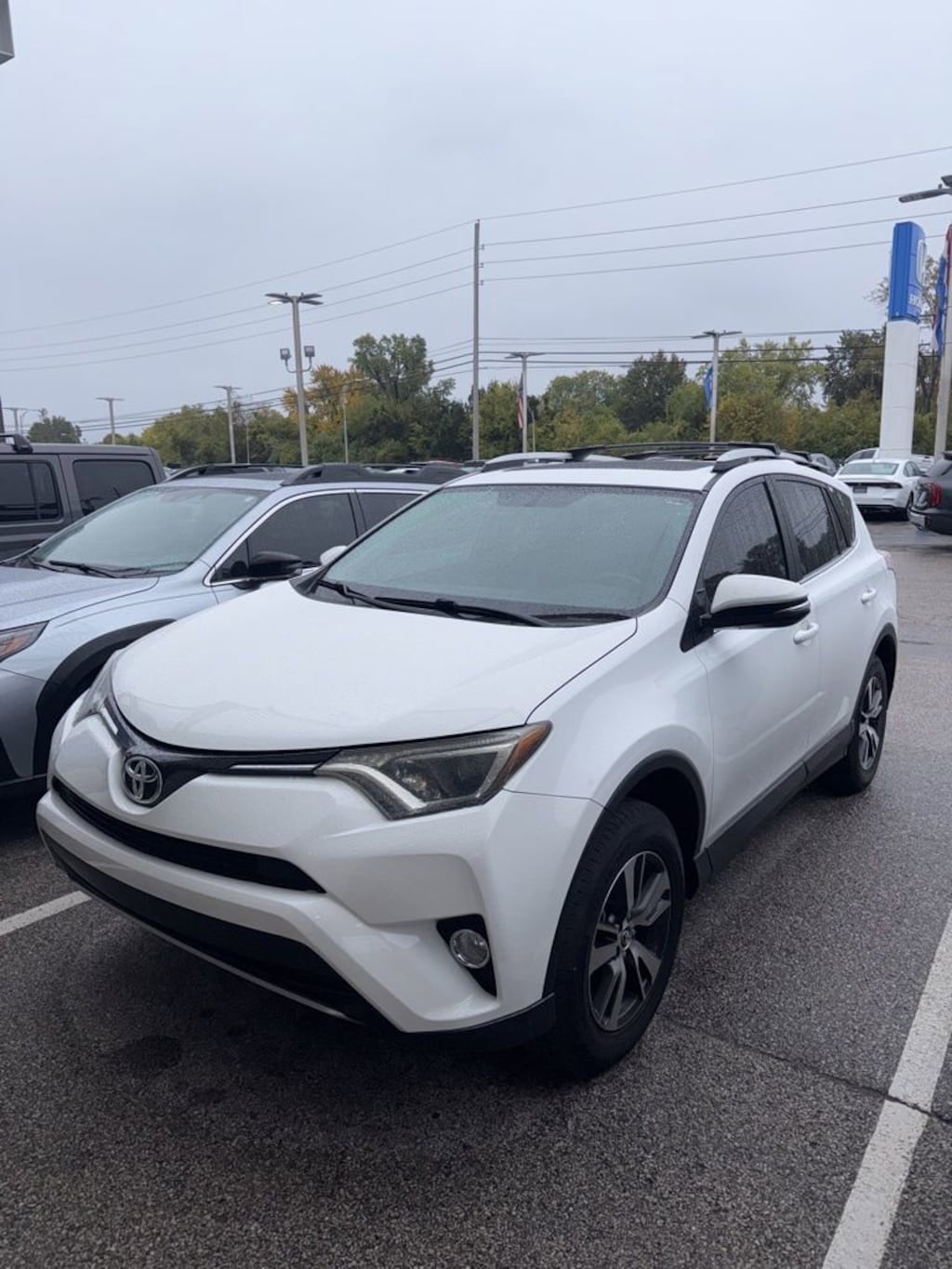 Used 2016 Toyota RAV4 XLE 4D Sport Utility