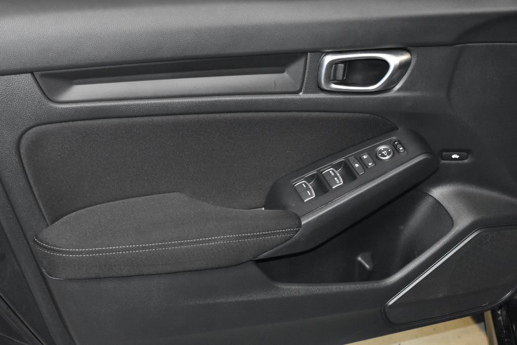 2023 Honda Civic Sport photo 3