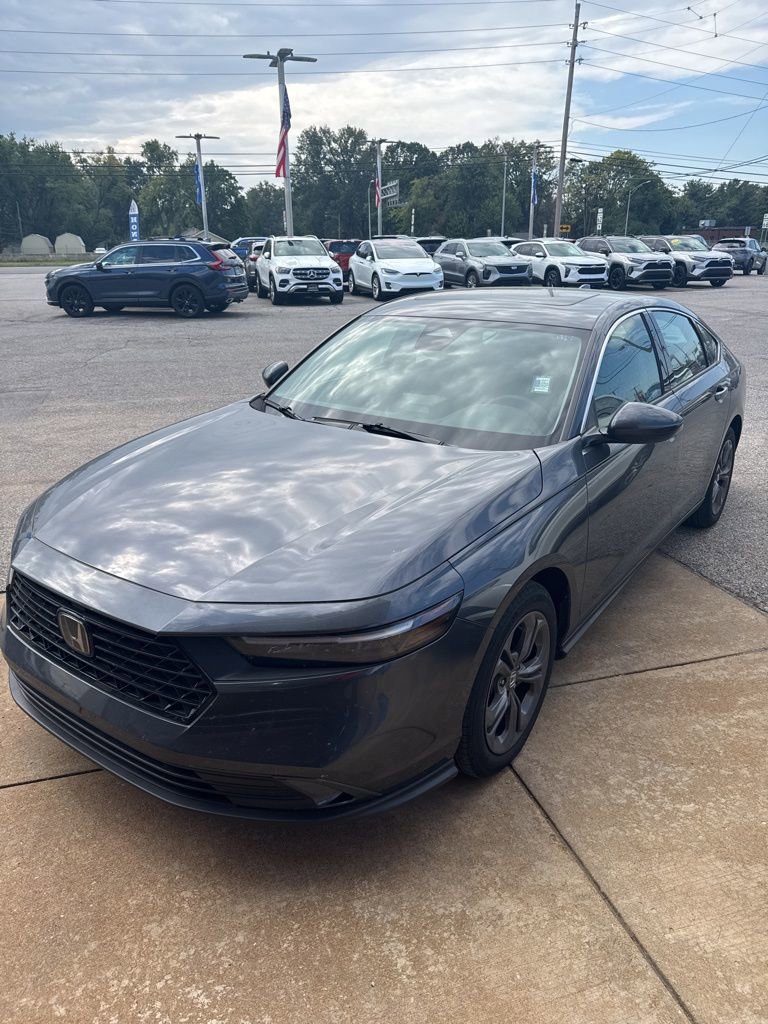 2023 Honda Accord EX photo 2