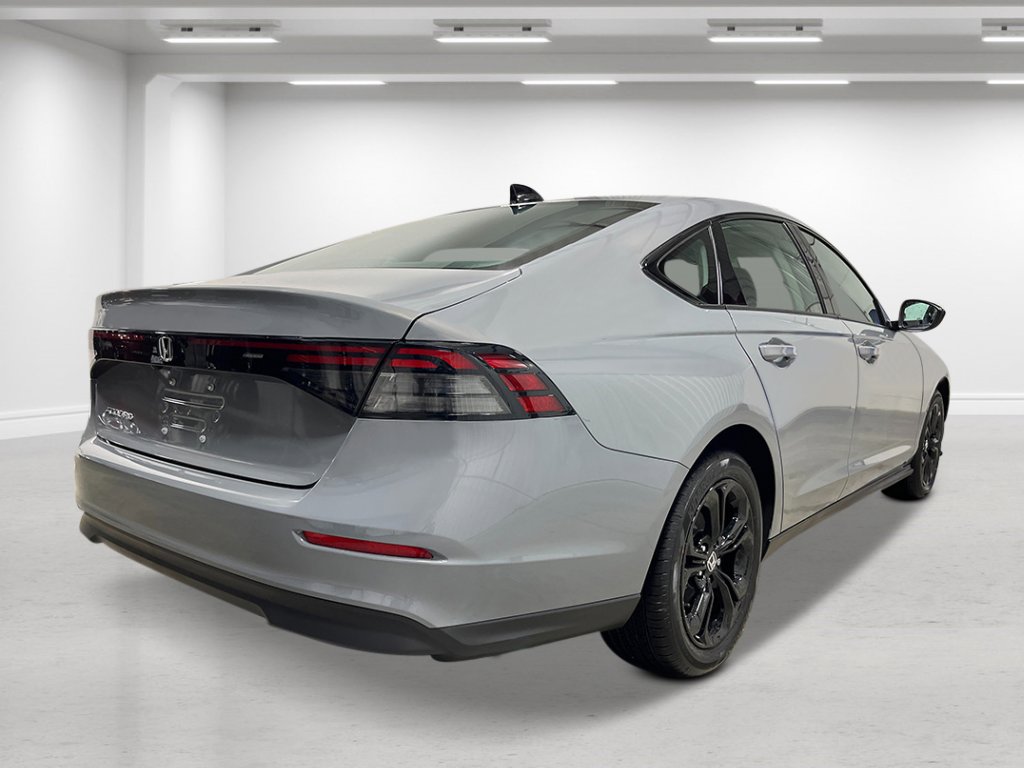 2025 Honda Accord SE photo 2