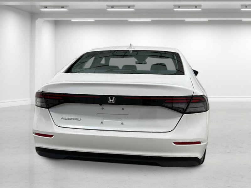 2025 Honda Accord LX photo 5