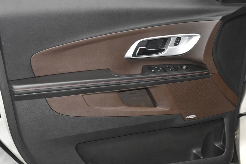 2015 Chevrolet Equinox LTZ photo 3