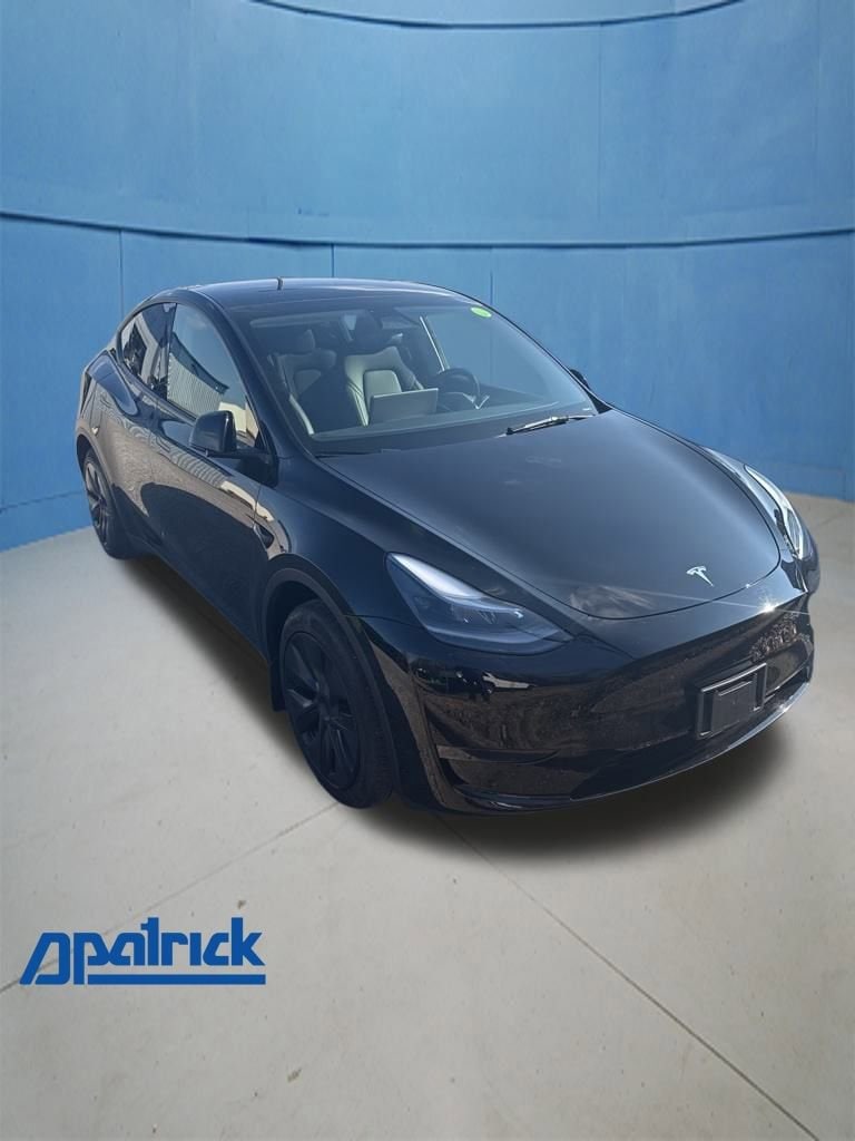 2025 Tesla Model Y Long Range's photo