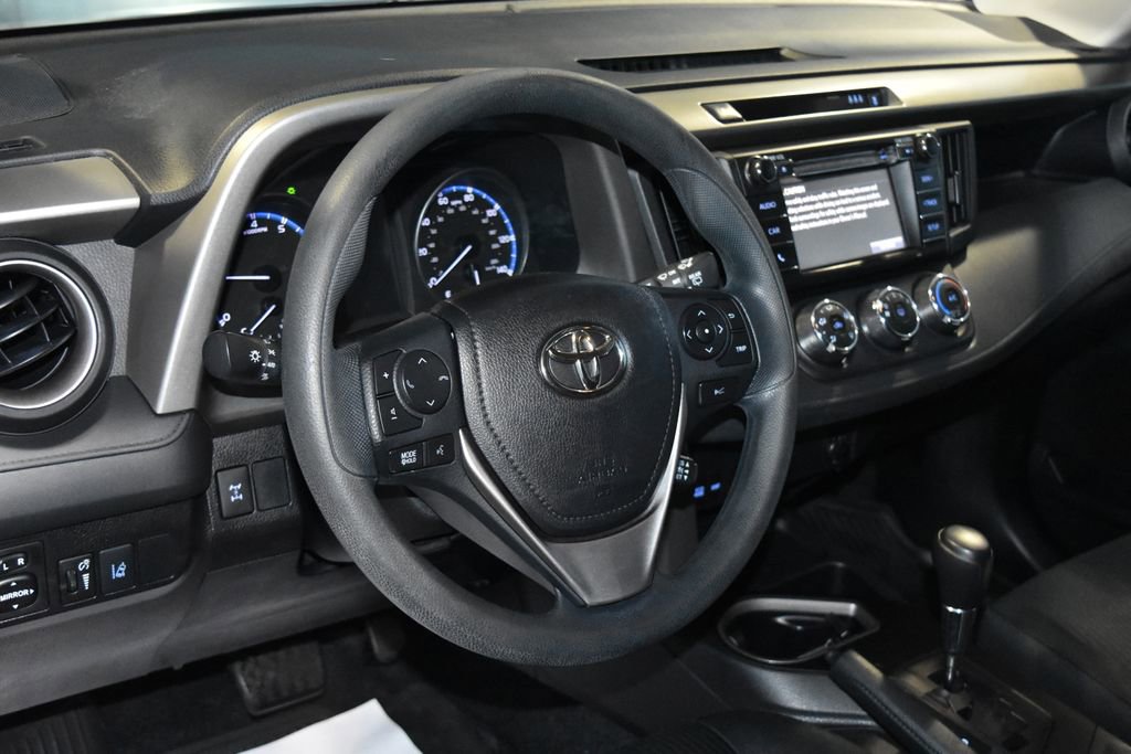 2018 Toyota RAV4 LE Sport photo 2