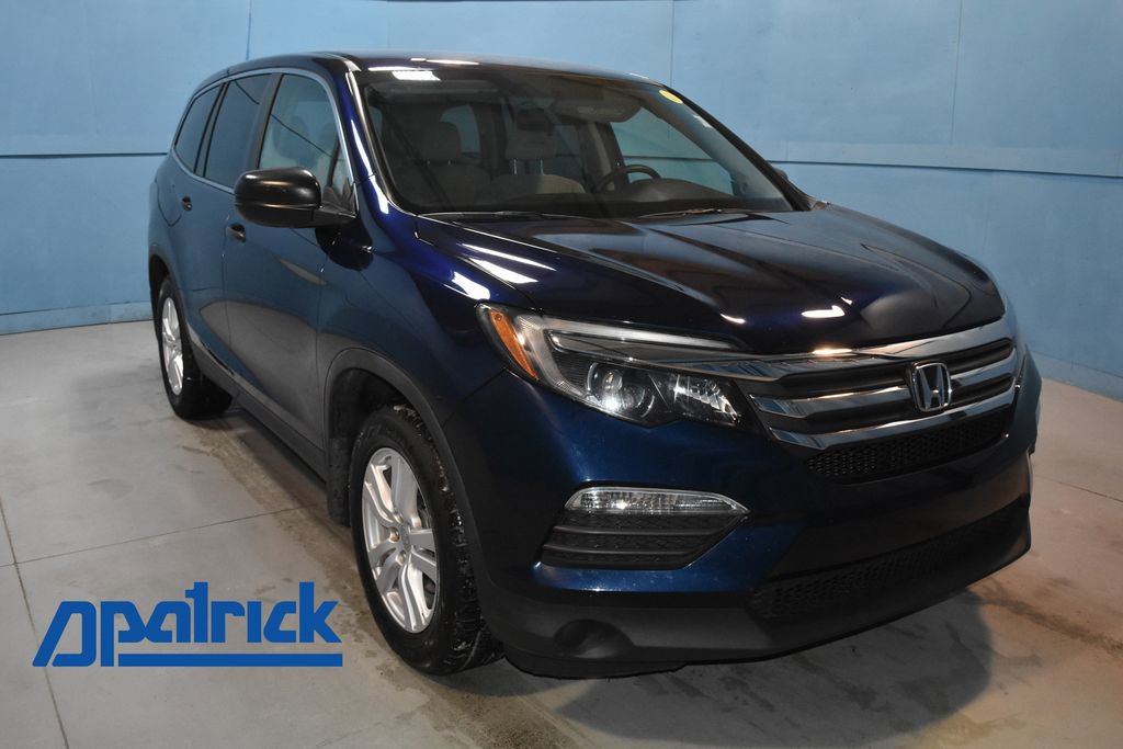 2018 Honda Pilot LX's photo