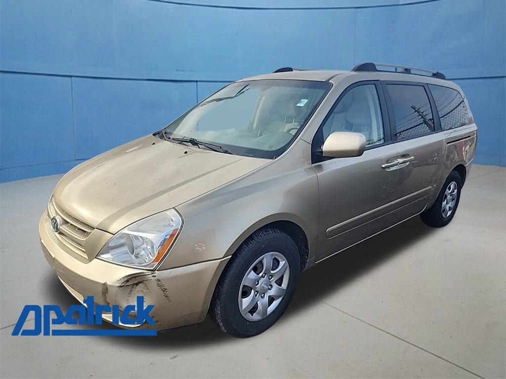 2009 Kia Sedona LX's photo
