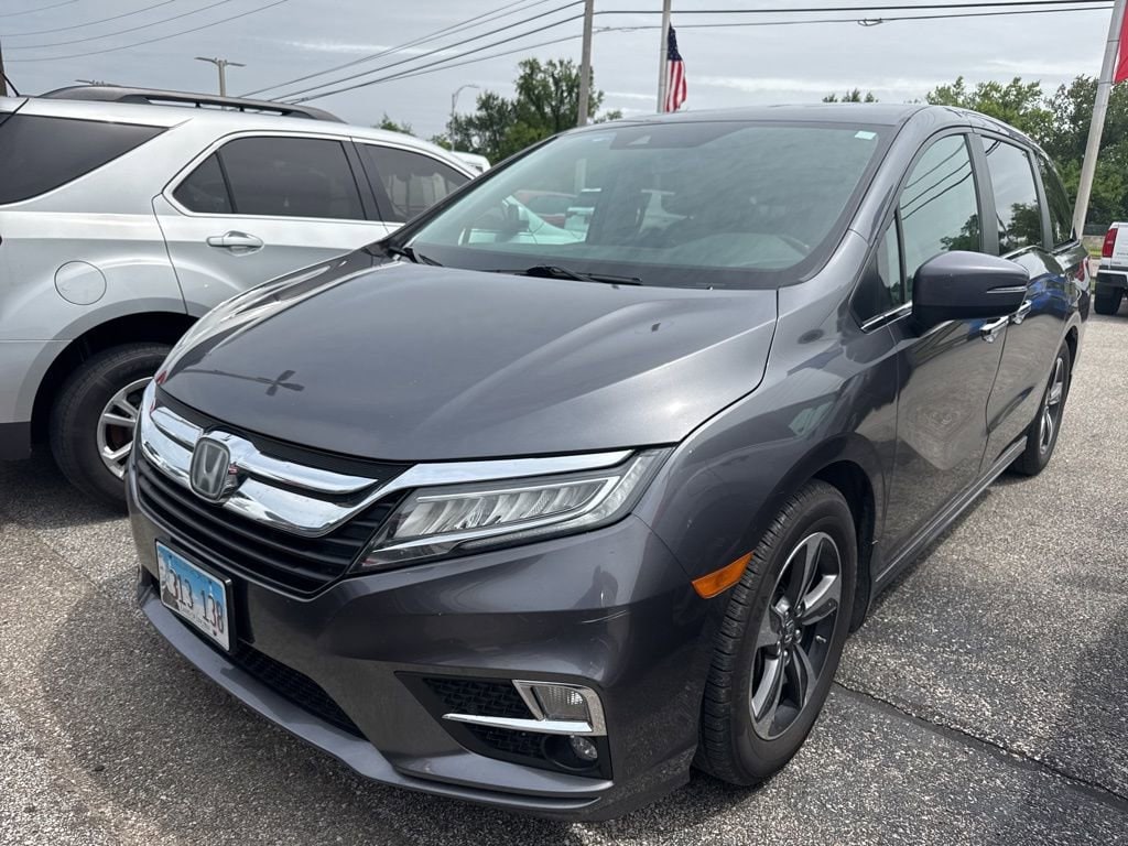 Used 2019 Honda Odyssey Touring with VIN 5FNRL6H85KB027601 for sale in Evansville, IN