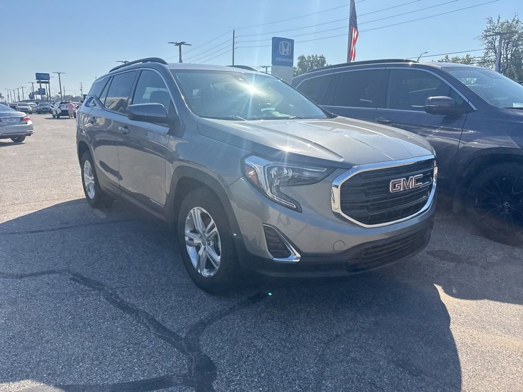 2020 Gmc Terrain SLE photo 2