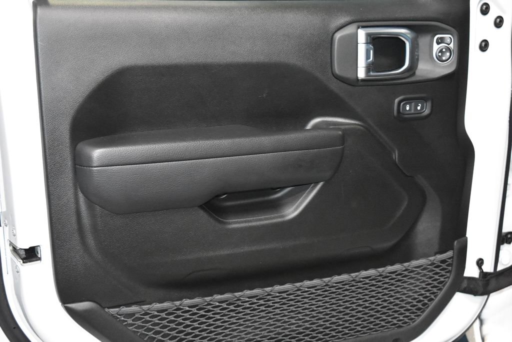 2024 Jeep Wrangler Sport S 4xe photo 3