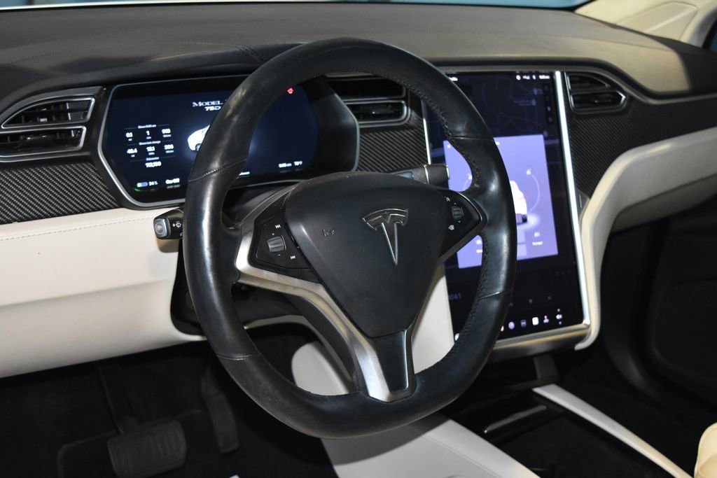 2017 Tesla Model X 75D photo 2