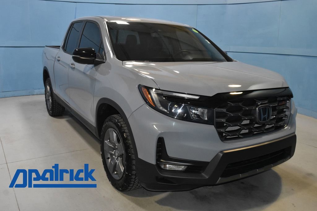2024 Honda Ridgeline TrailSport photo 2