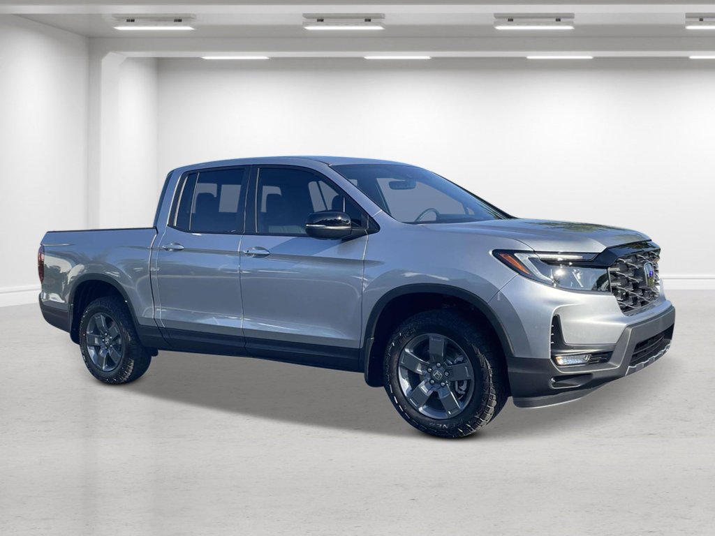 2025 Honda Ridgeline TrailSport photo 2