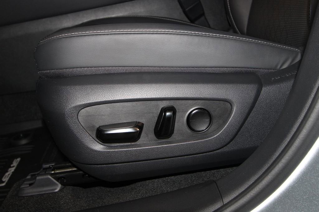 2024 Lexus RX 350 - Photo 9