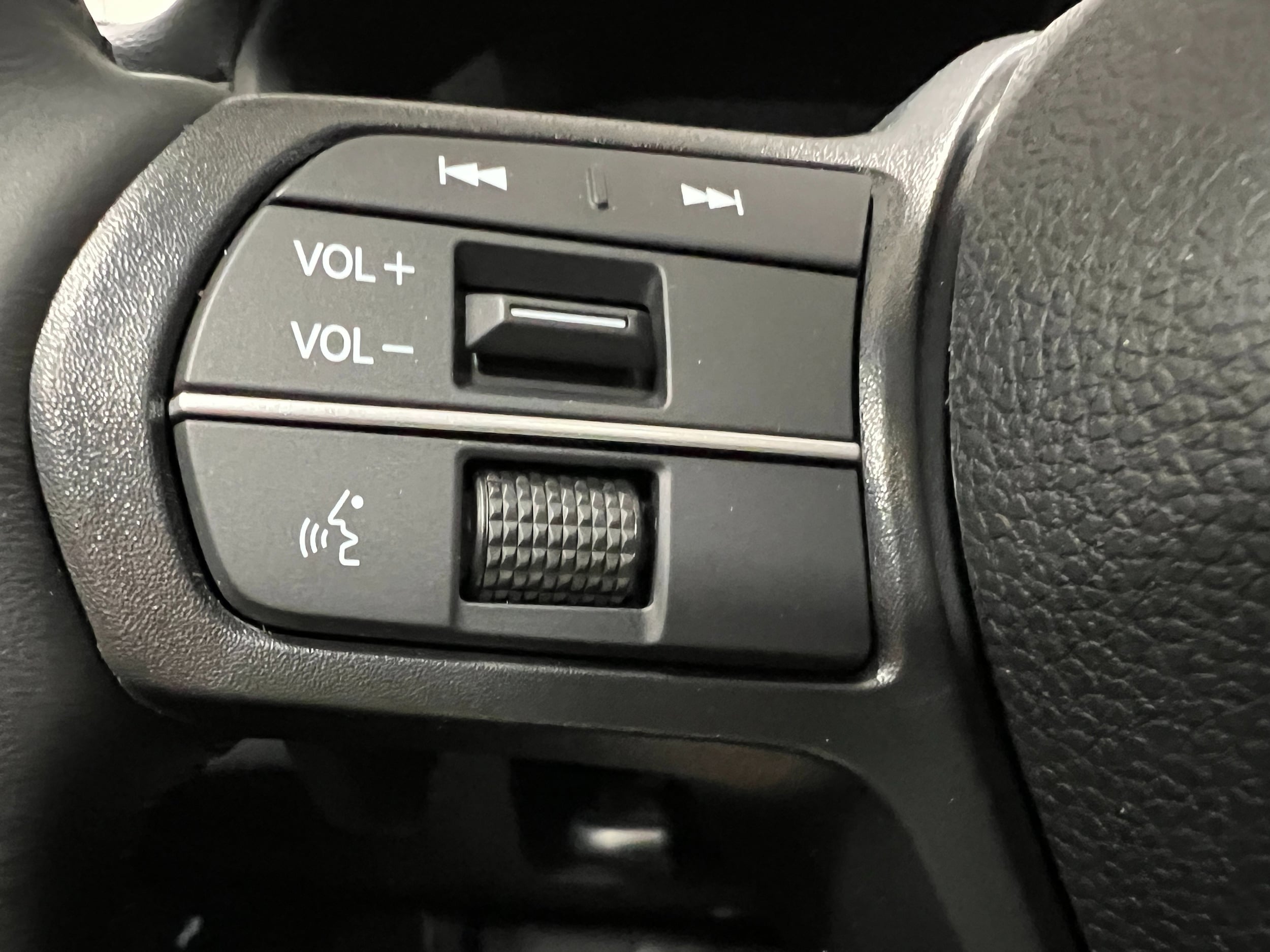 2025 Honda Accord Hybrid EX-L - Photo 15