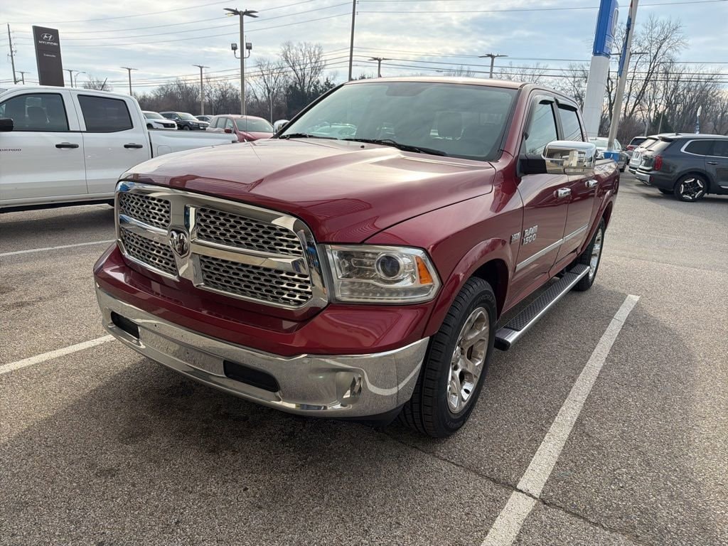 2015 RAM Ram 1500 Pickup Laramie's photo