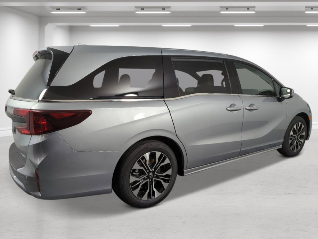 2026 Honda Odyssey Elite photo 3