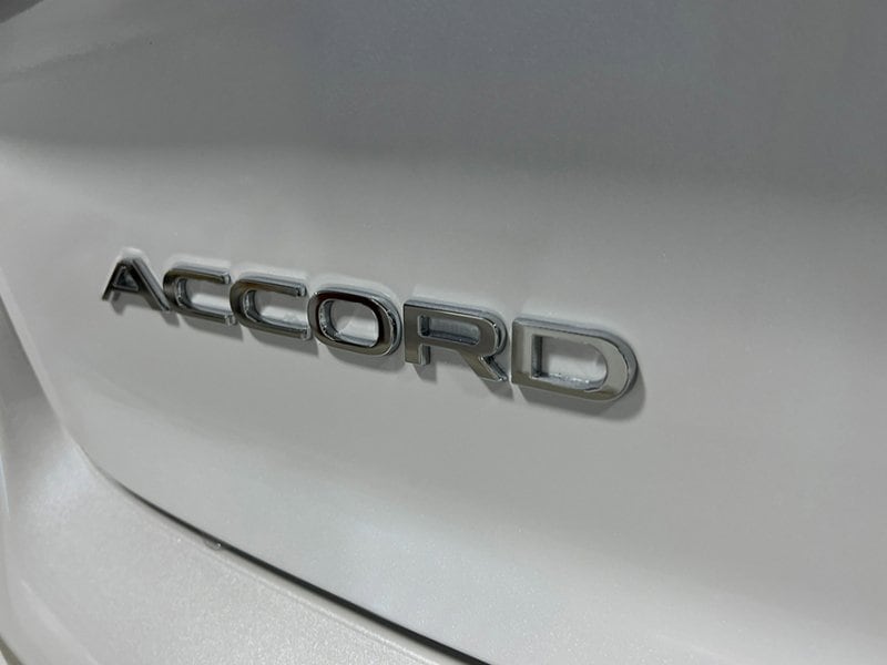 2025 Honda Accord LX - Photo 9