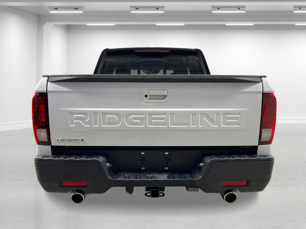 2026 Honda Ridgeline Black Edition photo 3
