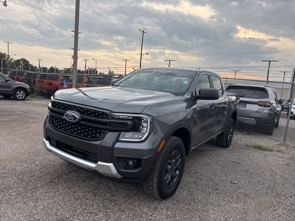 2025 Ford Ranger XLT photo 2