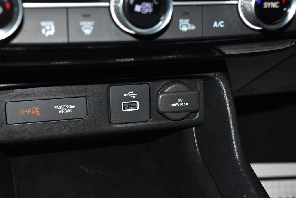 2024 Honda Civic Hatchback EX-L - Photo 14