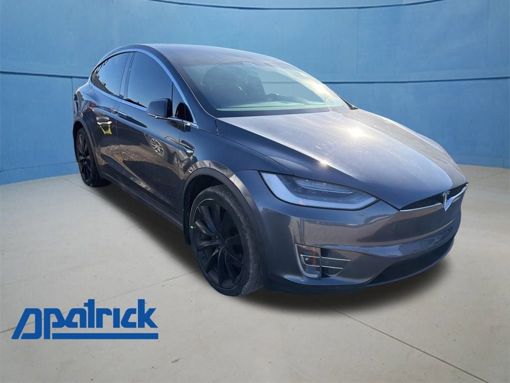 2020 Tesla Model X Long Range's photo