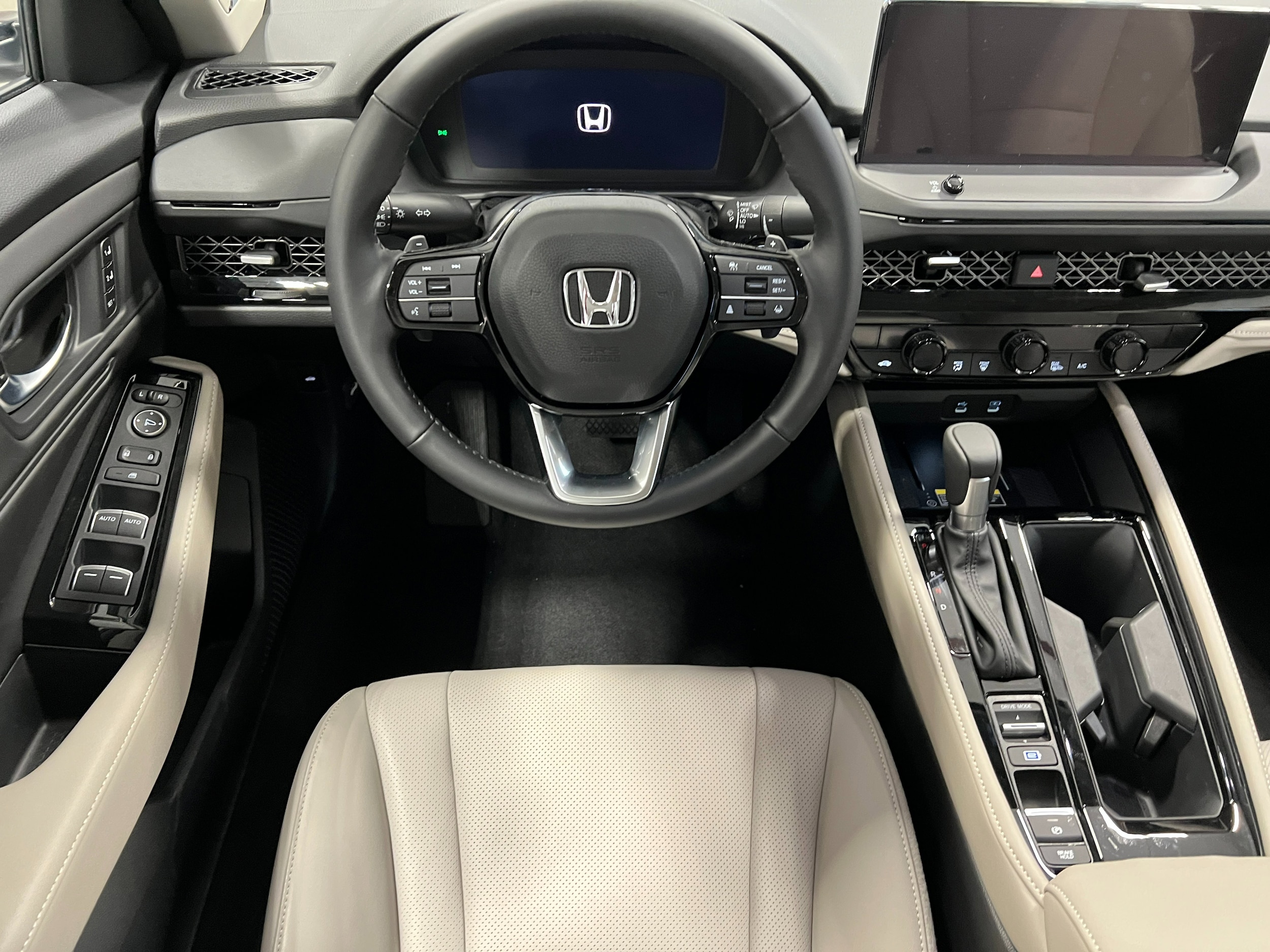 2025 Honda Accord Hybrid Touring - Photo 21