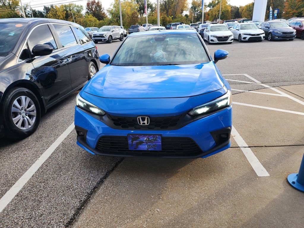 2023 Honda Civic Sport Touring Hatchback photo 2