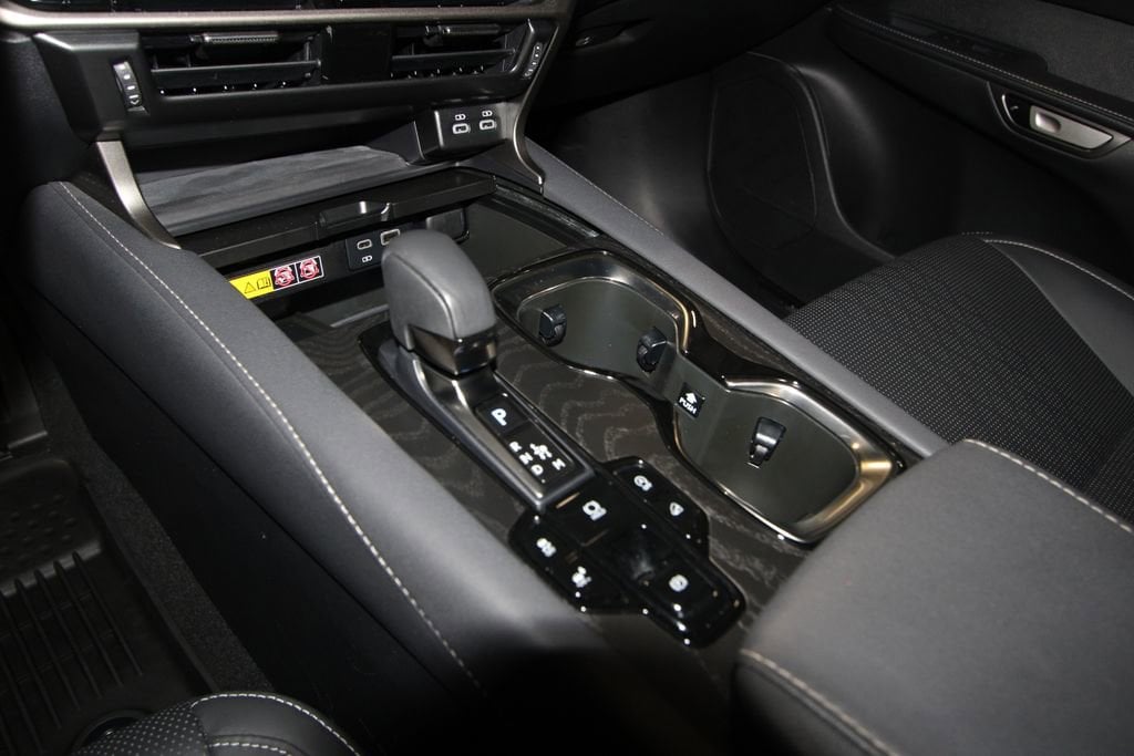 2024 Lexus RX 350 - Photo 18