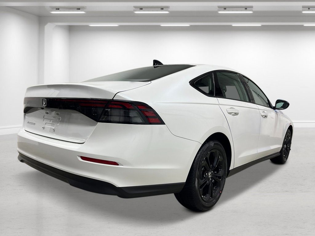 2025 Honda Accord SE photo 4
