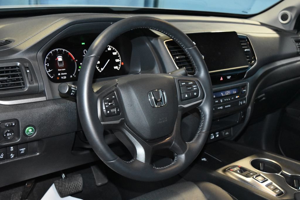Used 2024 Honda Ridgeline RTL with VIN 5FPYK3F58RB010850 for sale in Evansville, IN